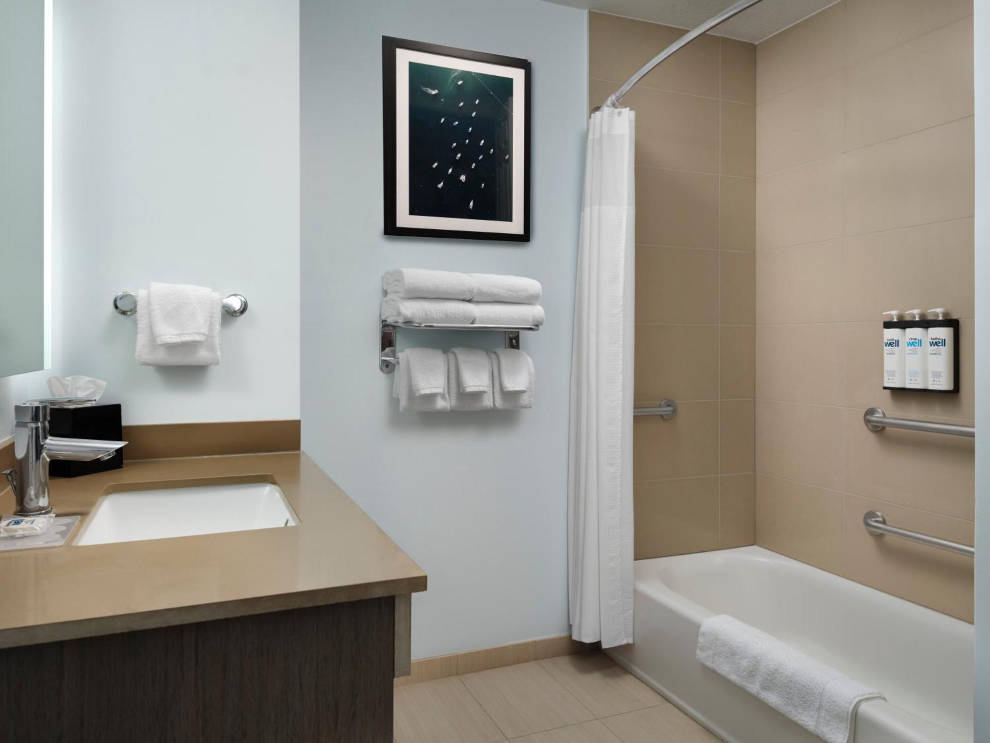 Hyatt House San Diego Sorrento Mesa Exterior photo